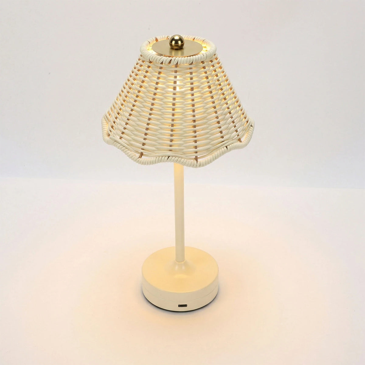 Lámpara de Mesa de Ratán Recargable con Luz LED Regulable