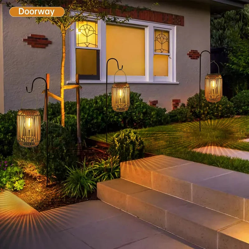 Farol Solar Colgante de Ratán Estilo Boho para Terraza y Jardín